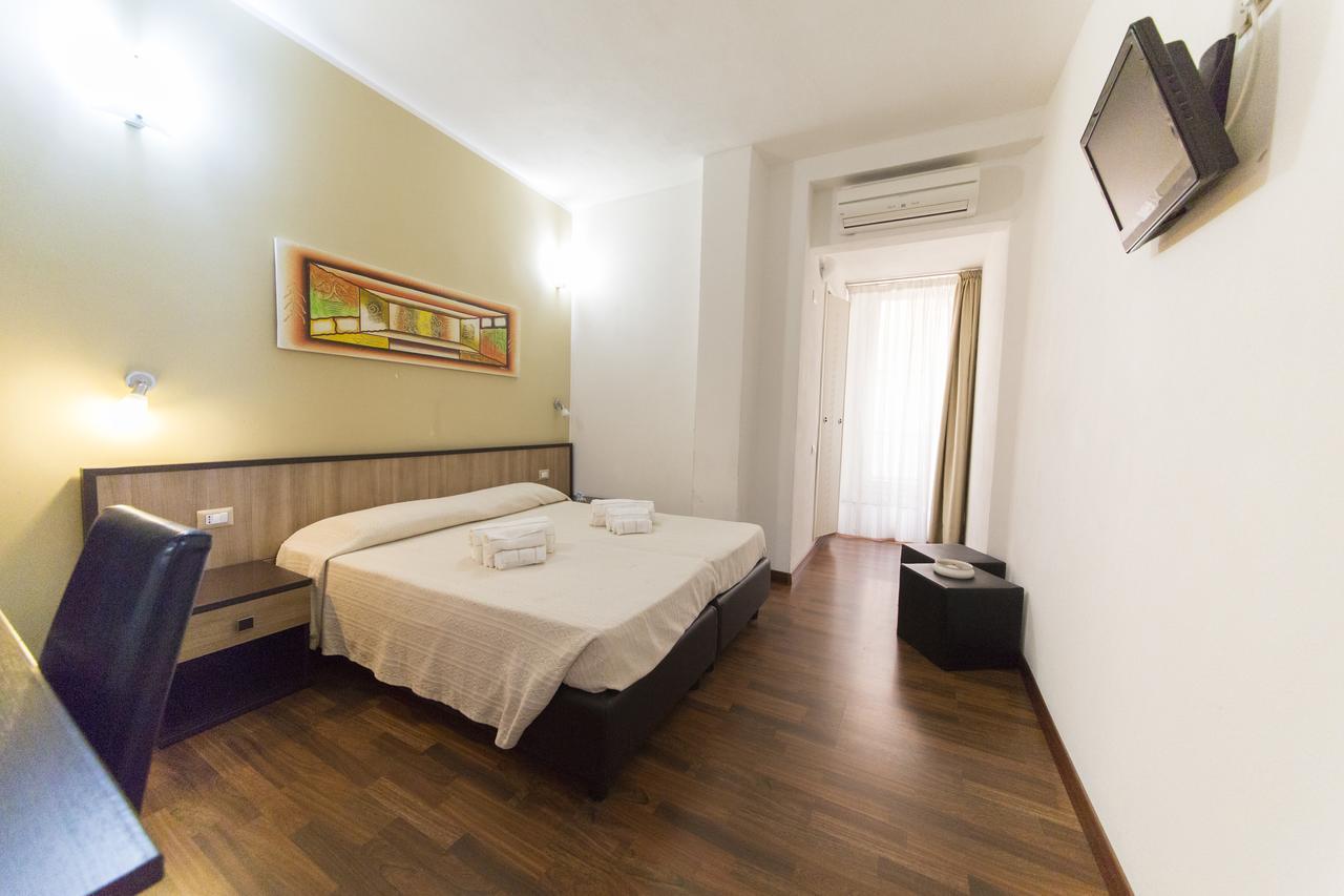Lewisrooms Domo 2* Cagliari