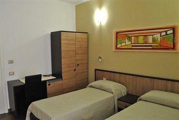 Lewisrooms Domo 2* Cagliari