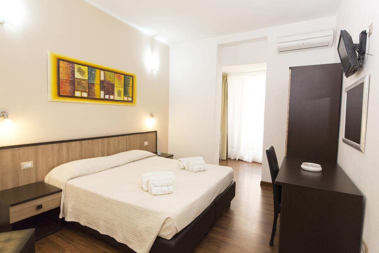 Gasthuis Lewisrooms Domo Cagliari