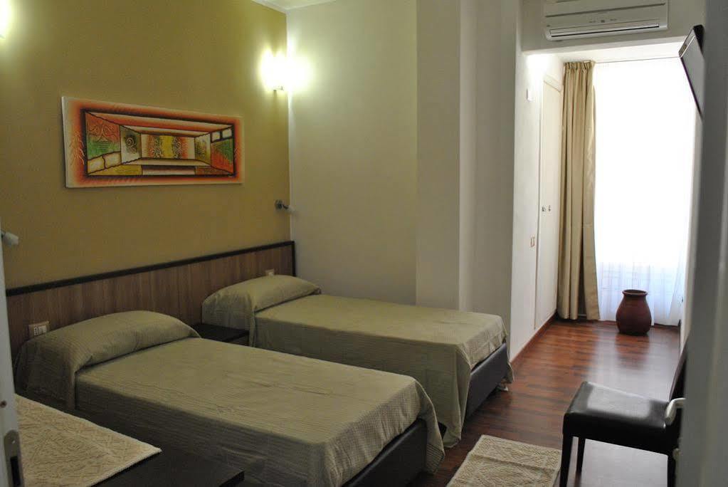 Lewisrooms Domo Cagliari